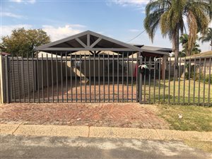 4 Bed House in Villieria