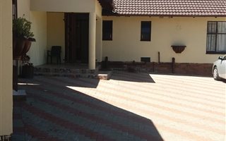 5 Bedroom House in Secunda