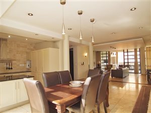 2 Bed Apartment in Melrose Arch