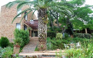 5 Bedroom House in Hout Bay and surrounds