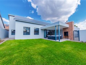 3 Bed Townhouse in Linden