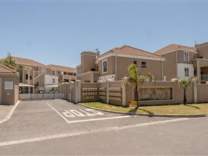 2 Bed Apartment in Uitzicht