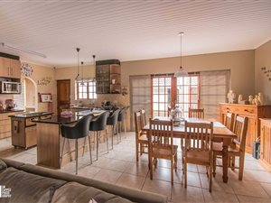 4 Bedroom House in Bonza Bay
