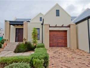 3 Bedroom House in Schonenberg Estate