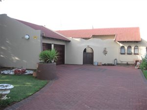 3 Bed House in Arcon Park