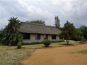 Farm in Raslouw AH
