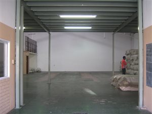 650 m² Commercial space in Greyville