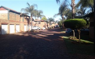 2 Bedroom Apartment in Doornpoort and surrounds