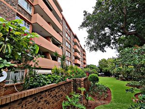 3 Bed Apartment in Sinoville
