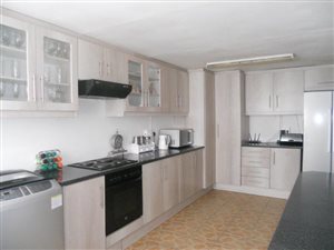 4 Bed House in Bishop Lavis