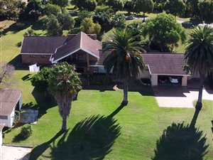 1 ha Farm in Onrus