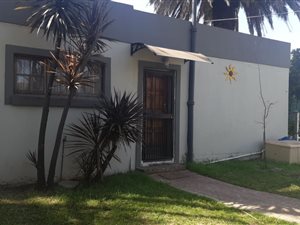 1 Bed Garden Cottage in Orange Grove