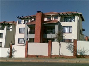 3 Bed Townhouse in Greenstone Hill