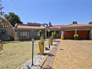 4 Bed House in Kelvin