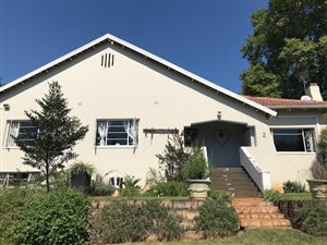 4 Bed House in Clarendon