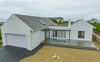 3 Bedroom House in Yzerfontein