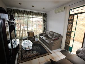 5 Bed House in Actonville