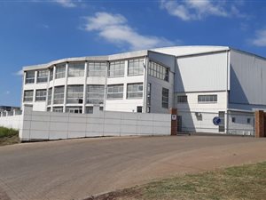 4400 m² Industrial space in Jacobs