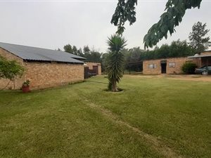 2.9 ha Farm in Rayton