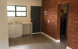 1 Bedroom Apartment in Melrose North