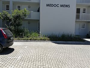 2 Bedroom Apartment in Nuutgevonden