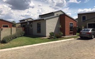 3 Bedroom Townhouse in Waterval East