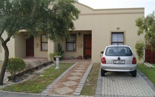 2 Bedroom House in Bardale Village