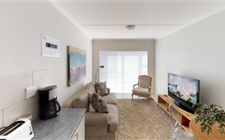 2 Bedroom Apartment in Brackenfell Central