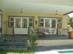3 Bed House in Boschenmeer Golf Estate