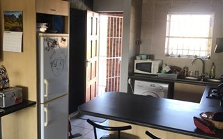 2 Bedroom Apartment in Protea Heights