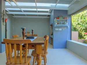 4 Bed Townhouse in Sonstraal