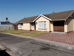 3 Bed House in Blue Downs