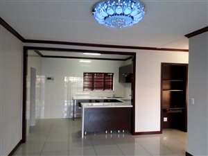 2 Bed Apartment in Summerset