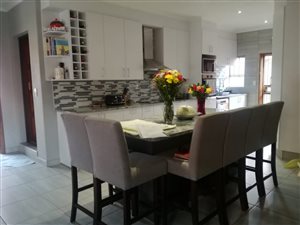 3 Bed House in North Riding AH