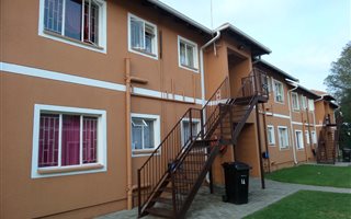 2 Bedroom Townhouse in Comet