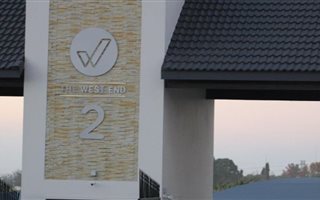 2 Bedroom Apartment in Carlswald AH