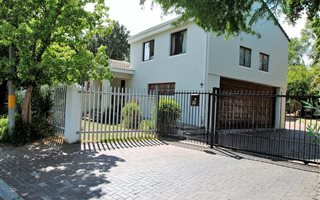4 Bedroom House in Paradyskloof