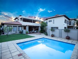 4 Bedroom Simplex in Willow Acres