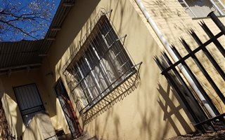 1 Bedroom Garden Cottage in Auckland Park