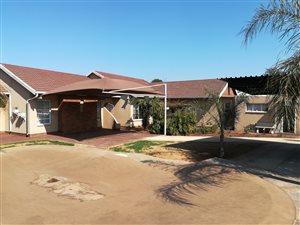 3 Bed House in Mayberry Park
