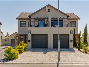 3 Bed Duplex in Windsor Park