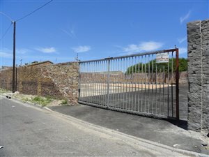 1000 m² Commercial space in Athlone