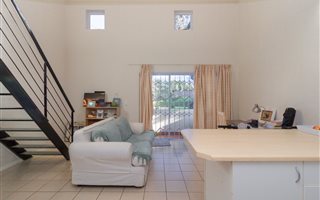 2 Bedroom Apartment in Wynberg