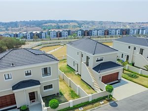 3 Bed House in Carlswald Estate