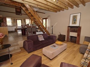 2 Bed House in Sir Lowrys and surrounds