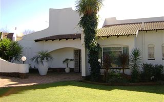 3 Bedroom House in Gholfsig