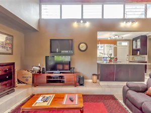 3 Bed House in Manor Gardens