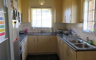 3 Bedroom House in Esther Park