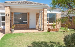 2 Bedroom House in Whispering Pines