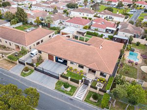 5 Bed House in Somerset Ridge